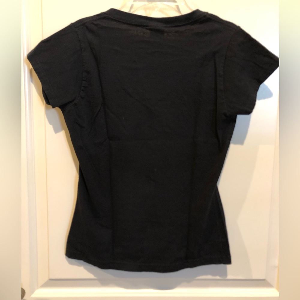 Aladdin black T-shirt V-Neck short sleeve with Purple & Gold Logo Women M fitted - Picture 2 of 6